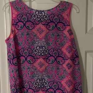 Lilly Pulitzer top, size M, gently used.